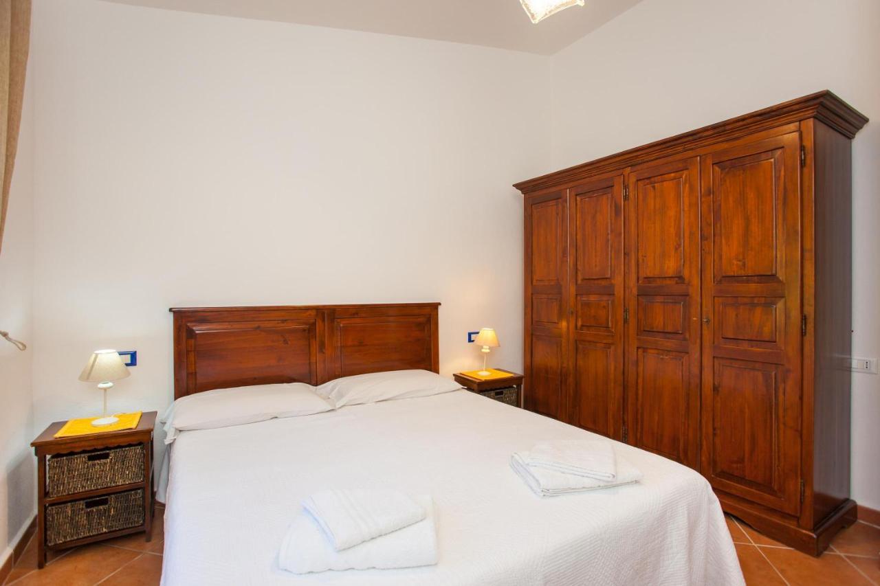 Casa Osala Villa Orosei Buitenkant foto